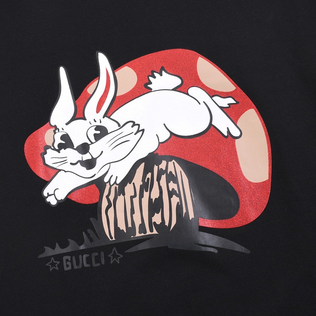 Gucci T-Shirt Style 482 detail view 1
