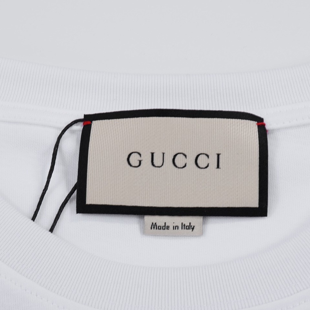 Gucci T-Shirt Style 483 detail view 5