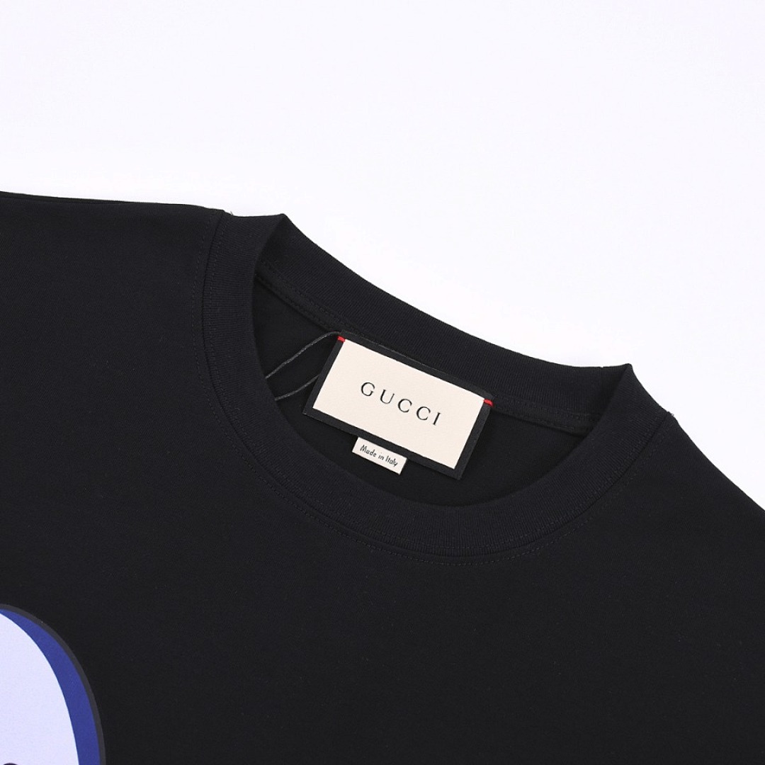 Gucci T-Shirt Style 484 detail view 6