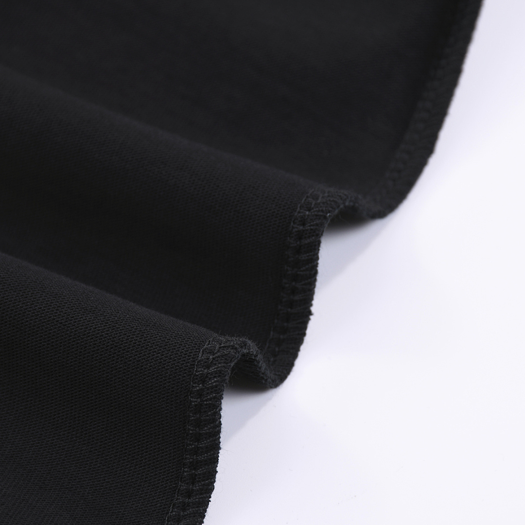Gucci T-Shirt Style 486 detail view 2