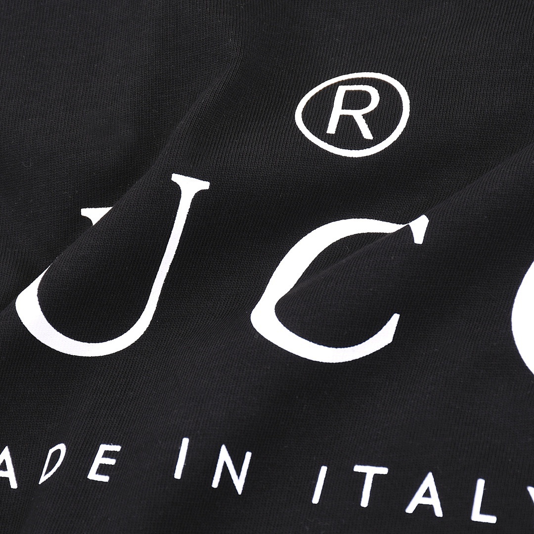 Gucci T-Shirt Style 487 main view