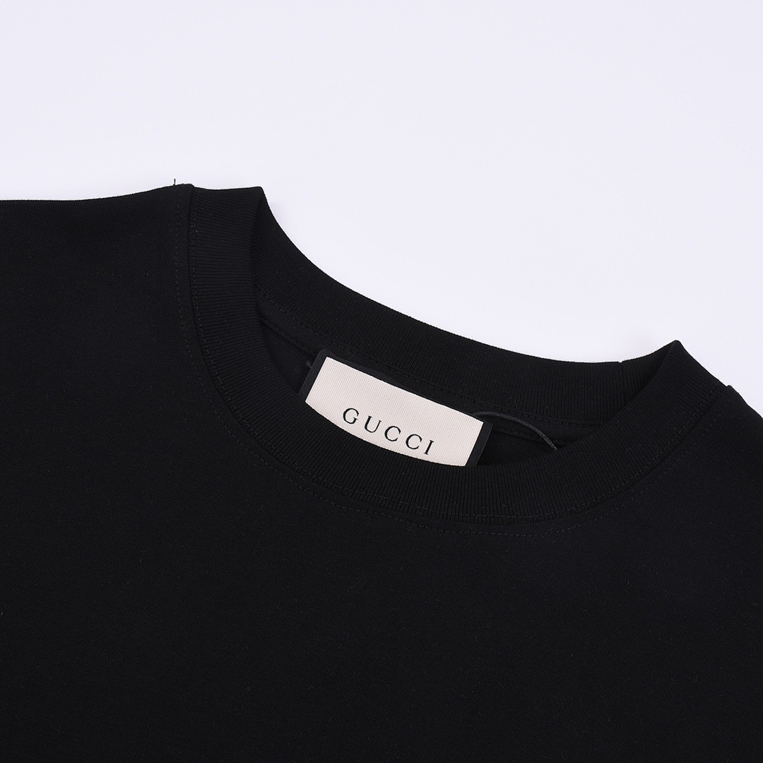 Gucci T-Shirt Style 498 detail view 2