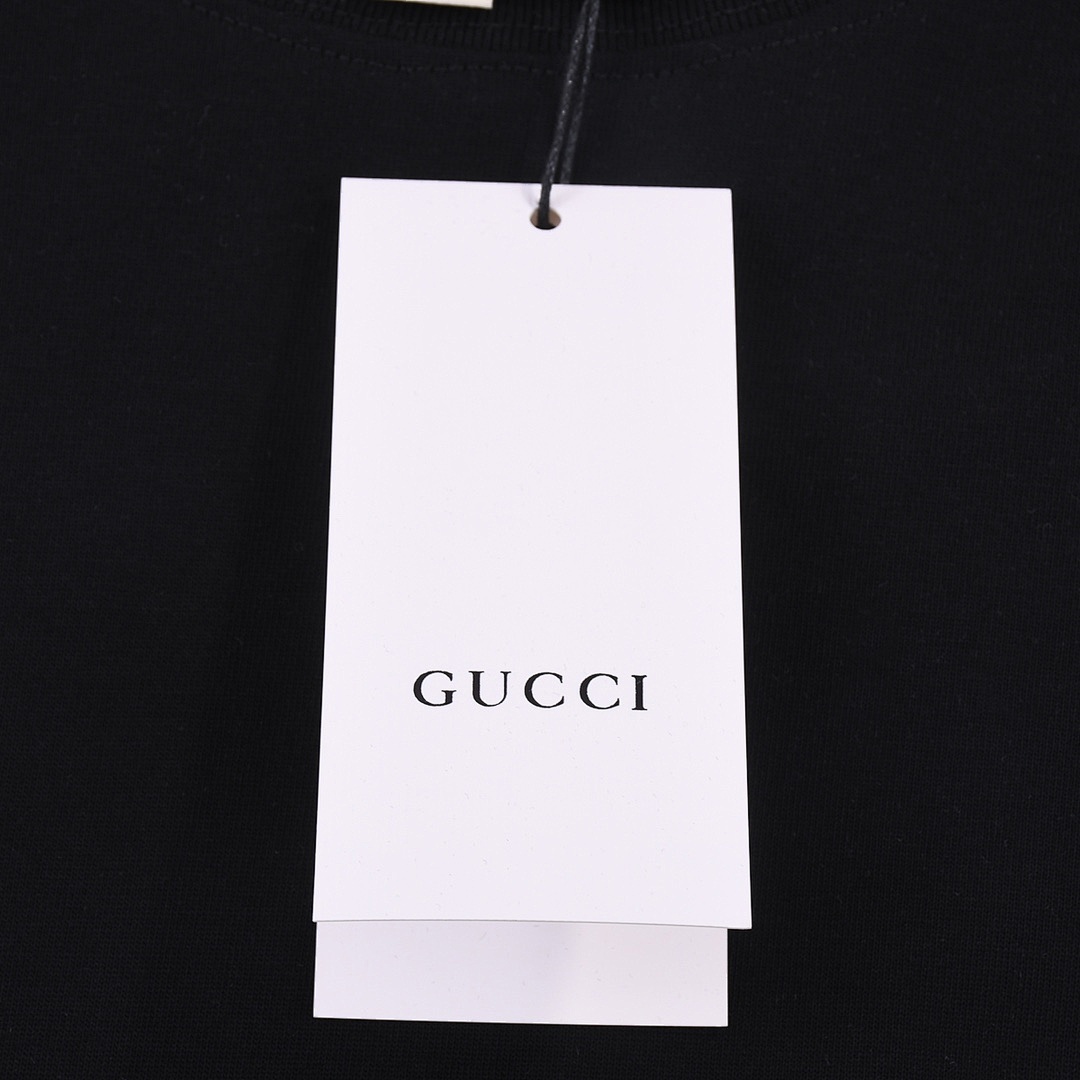 Gucci T-Shirt Style 498 detail view 3