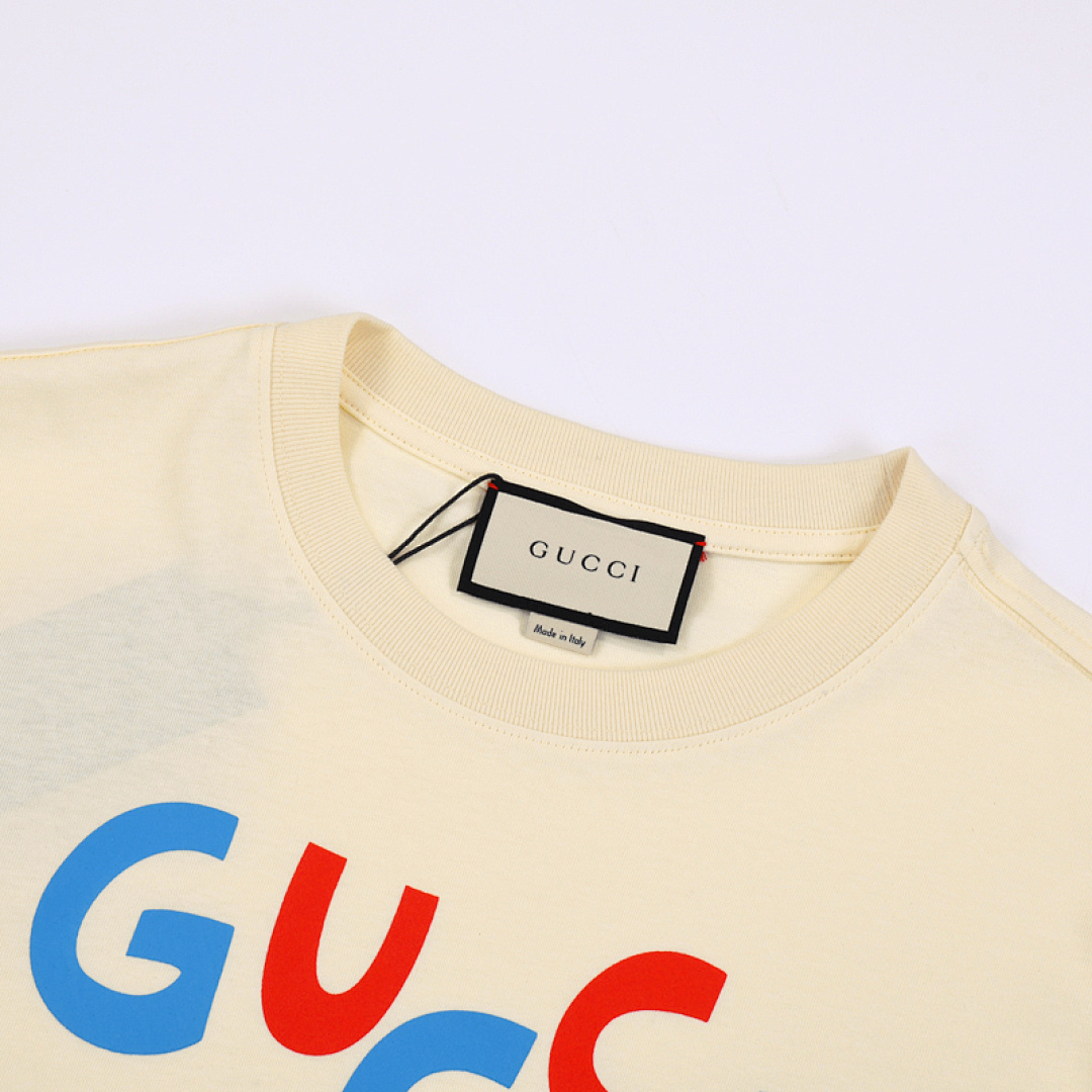 Gucci T-Shirt Style 499 detail view 4