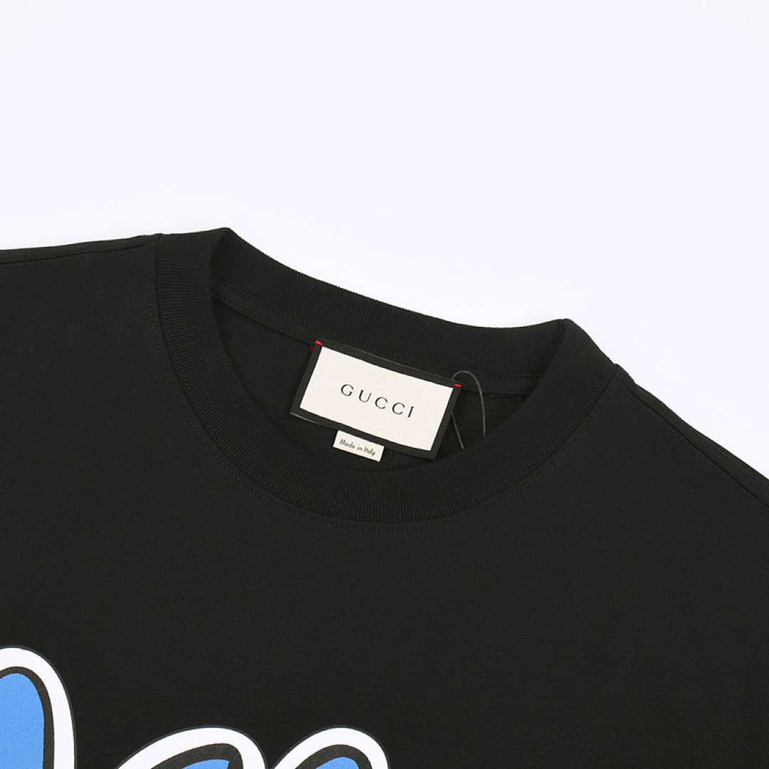 Gucci T-Shirt Style 504 detail view 4