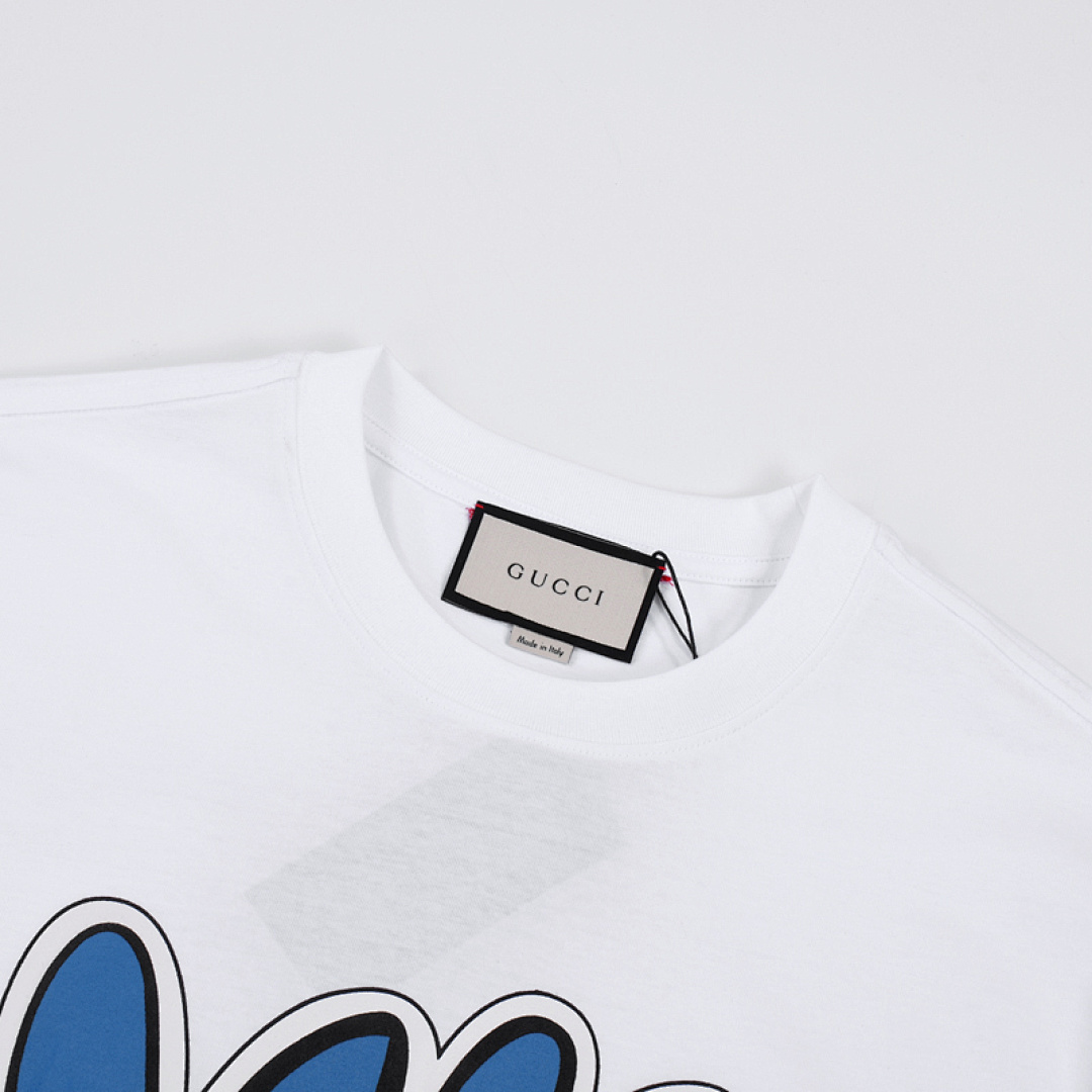 Gucci T-Shirt Style 505 detail view 4
