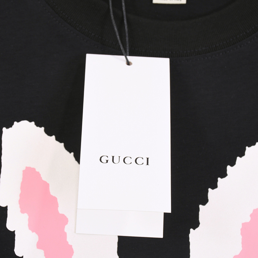 Gucci T-Shirt Style 506 detail view 4