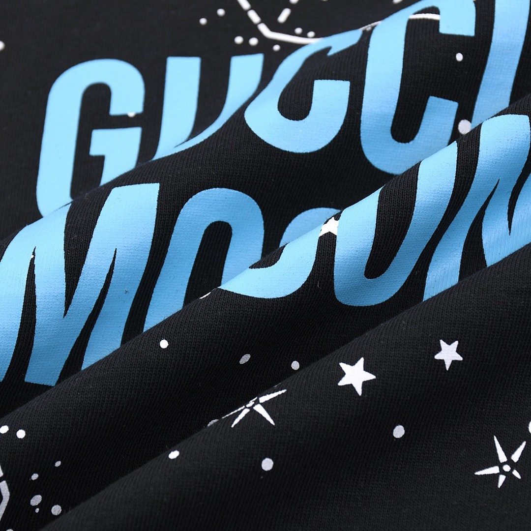 Gucci T-Shirt Style 508 detail view 2