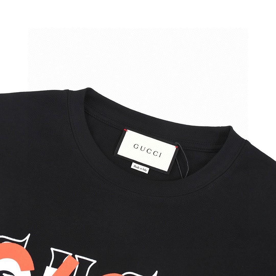 Gucci T-Shirt Style 573 detail view 4