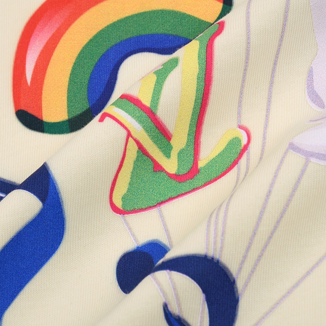 Louis Vuitton T-Shirt Style 440 detail view 1
