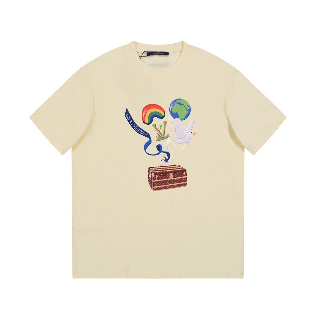 Louis Vuitton T-Shirt Style 440 detail view 6