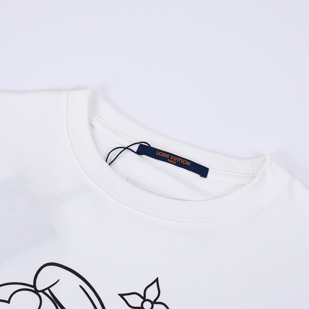 Louis Vuitton T-Shirt Style 443 detail view 2
