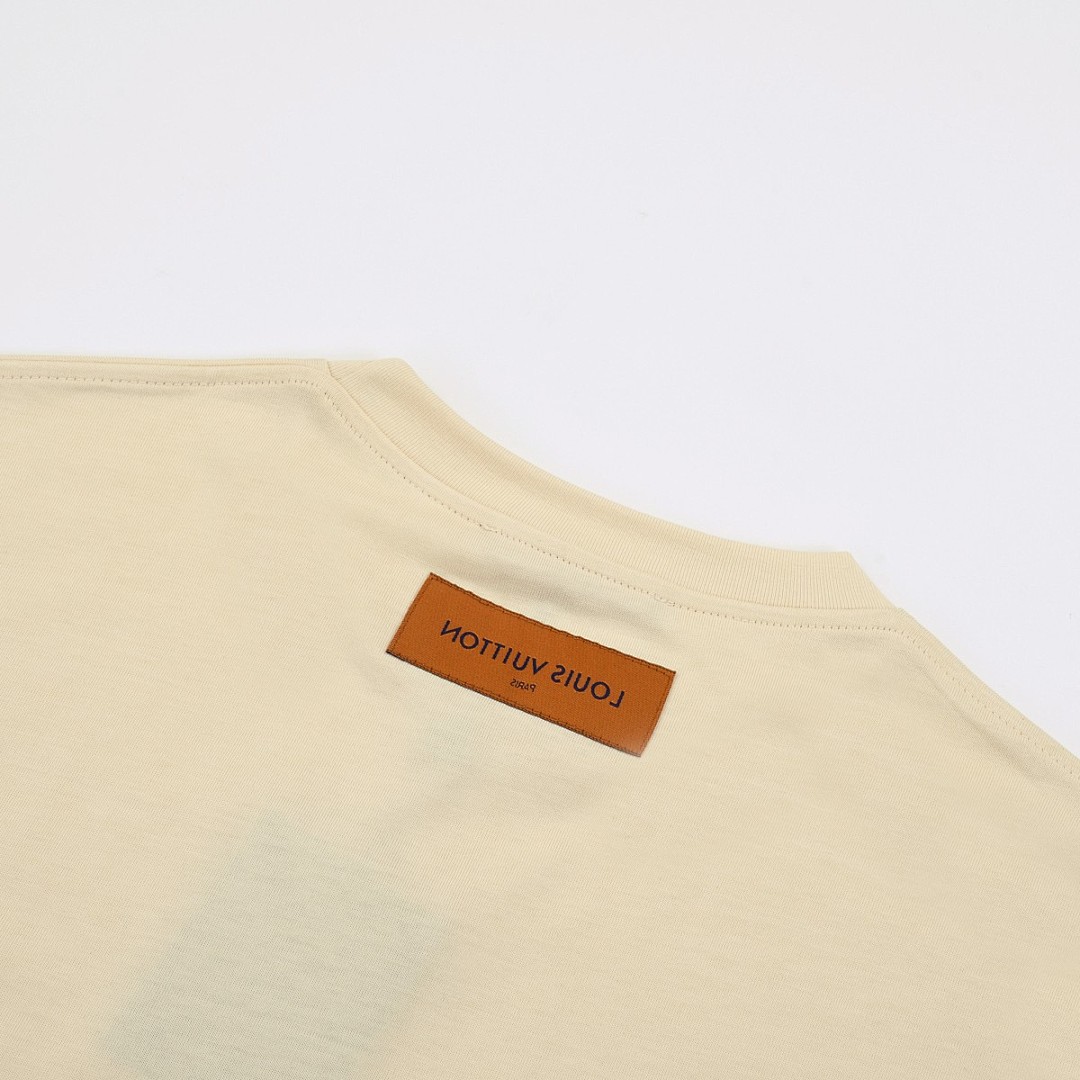 Louis Vuitton T-Shirt Style 445 detail view 7