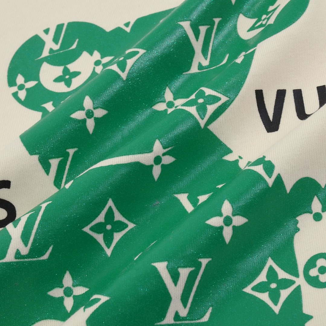 Louis Vuitton T-Shirt Style 452 detail view 1