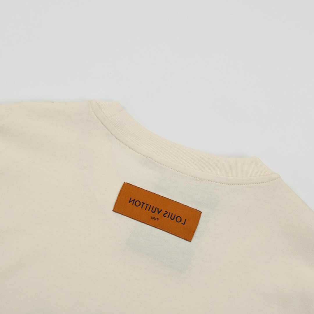 Louis Vuitton T-Shirt Style 452 detail view 7