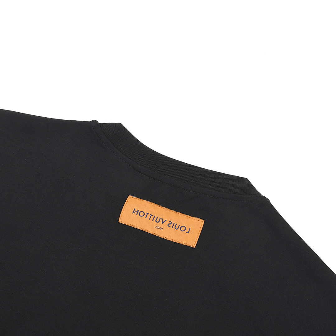 Louis Vuitton T-Shirt Style 455 detail view 4