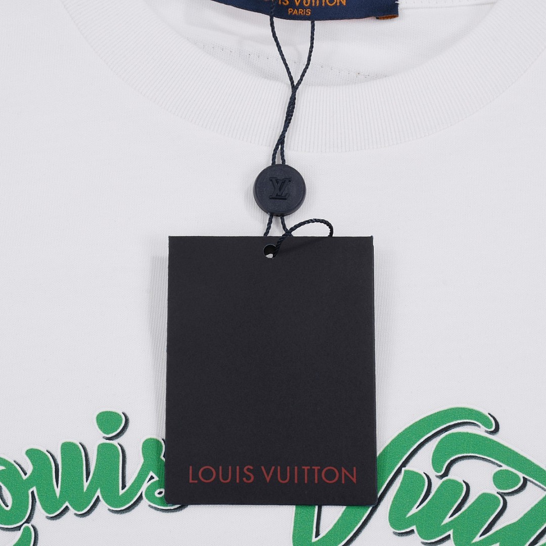 Louis Vuitton T-Shirt Style 456 detail view 1