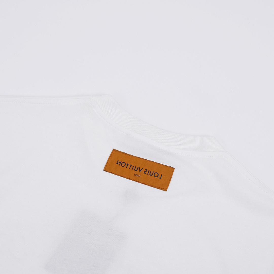 Louis Vuitton T-Shirt Style 456 detail view 4