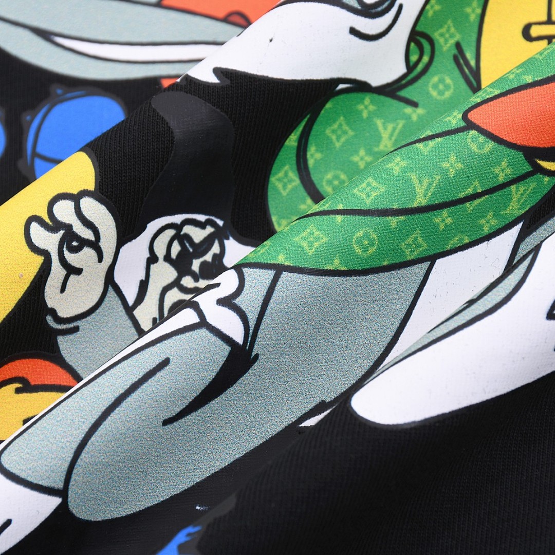 Louis Vuitton T-Shirt Style 457 detail view 2