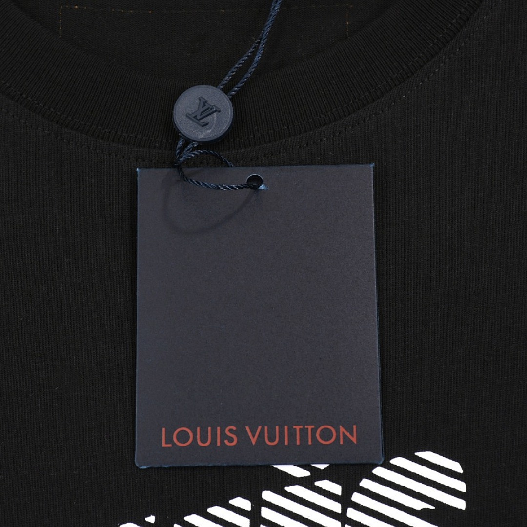 Louis Vuitton T-Shirt Style 458 detail view 2