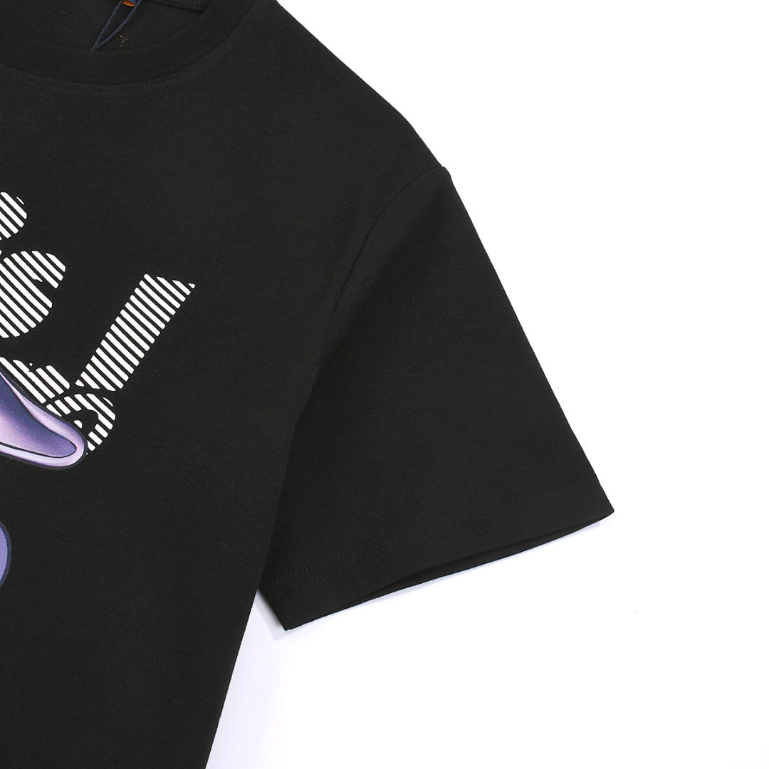 Louis Vuitton T-Shirt Style 458 detail view 3