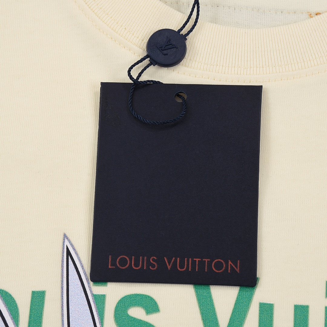 Louis Vuitton T-Shirt Style 463 main view
