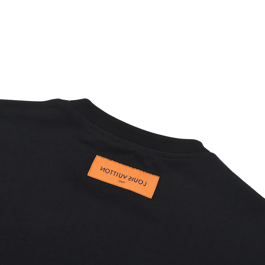 Louis Vuitton T-Shirt Style 464 detail view 2