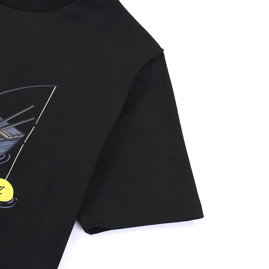 Louis Vuitton T-Shirt Style 464 detail view 4