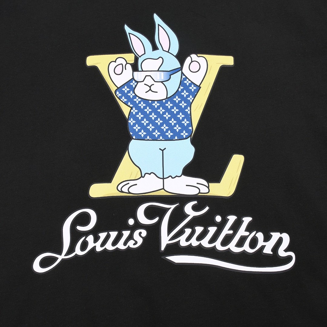 Louis Vuitton T-Shirt Style 465 detail view 5