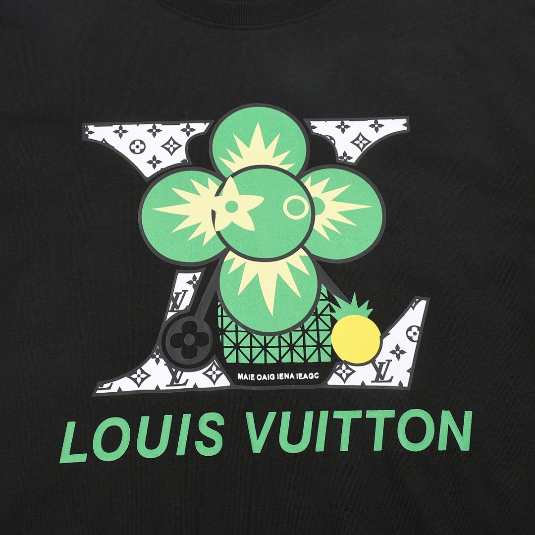 Louis Vuitton T-Shirt Style 466 detail view 4