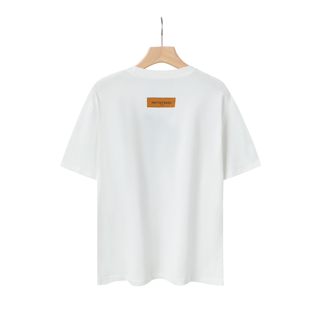Louis Vuitton T-Shirt Style 475 detail view 2