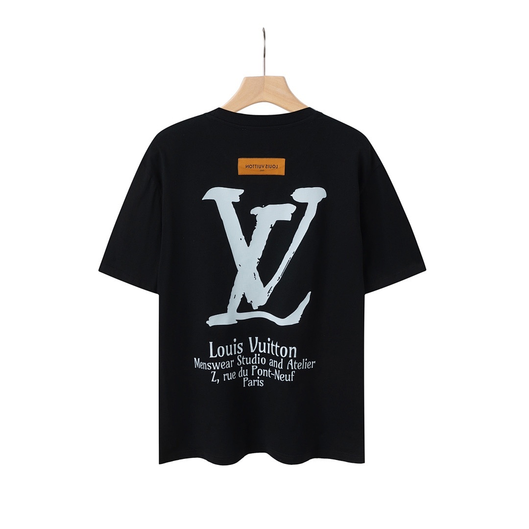 Louis Vuitton T-Shirt Style 477 detail view 1