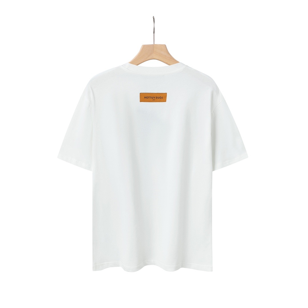 Louis Vuitton T-Shirt Style 481 detail view 1