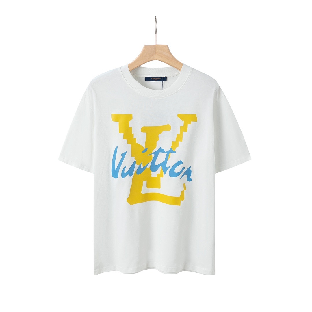 Louis Vuitton T-Shirt Style 494 detail view 1