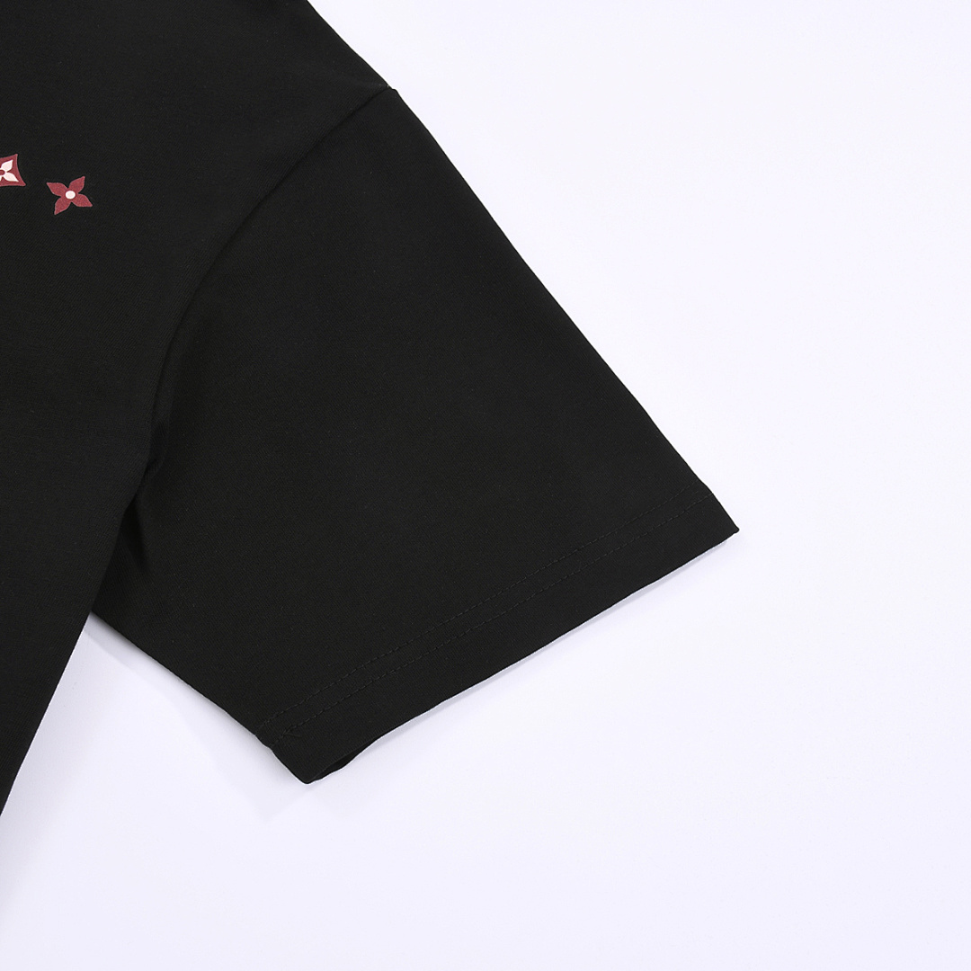 Louis Vuitton T-Shirt Style 504 detail view 3