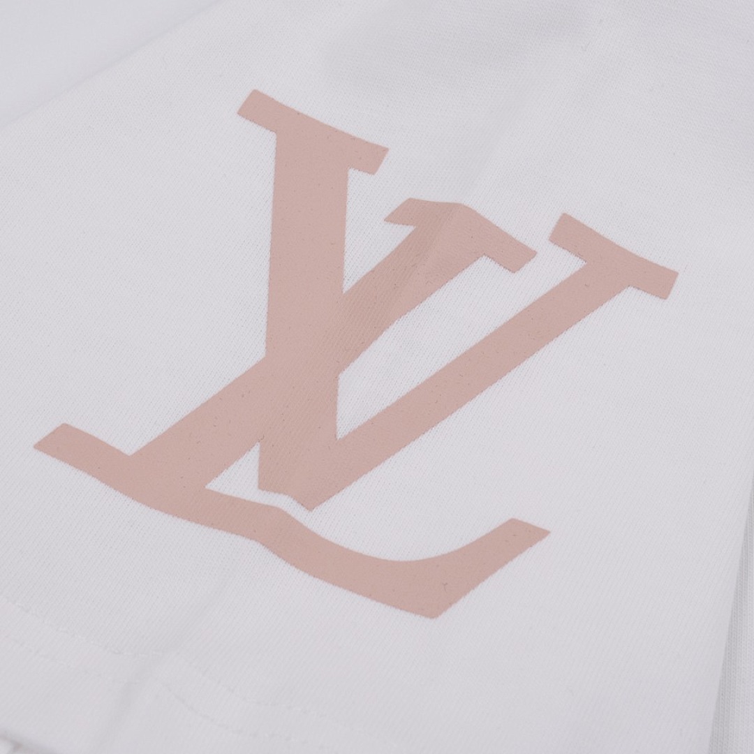 Louis Vuitton T-Shirt Style 505 detail view 3