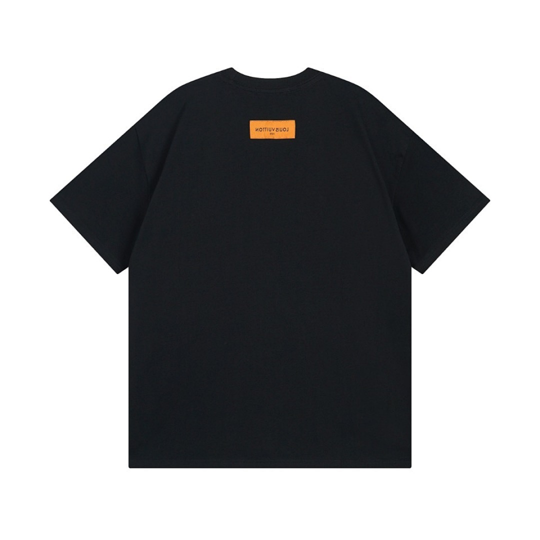Louis Vuitton T-Shirt Style 516 detail view 2