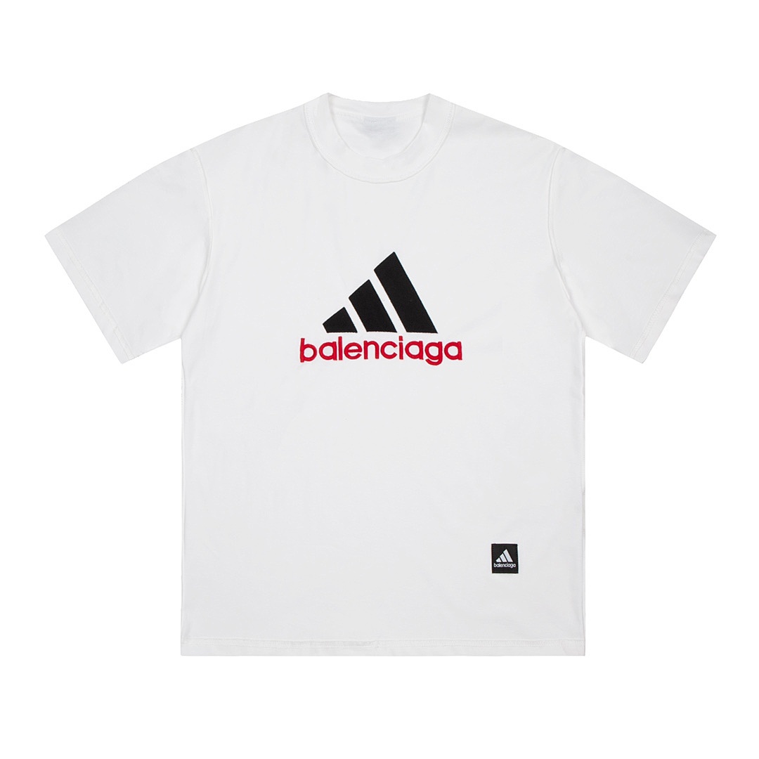 Balenciaga T-Shirt Style 629 main view