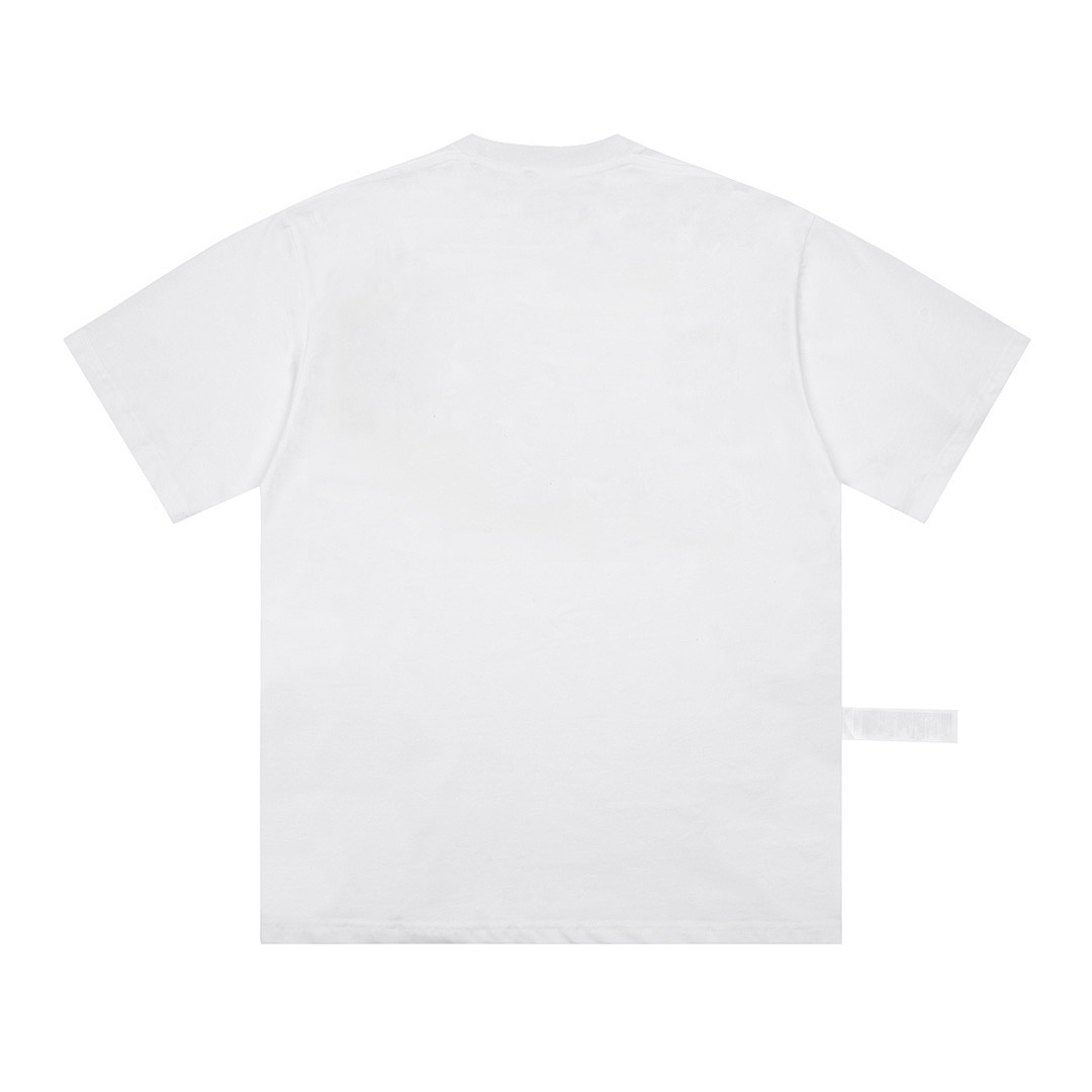 Balenciaga T-Shirt Style 629 detail view 3