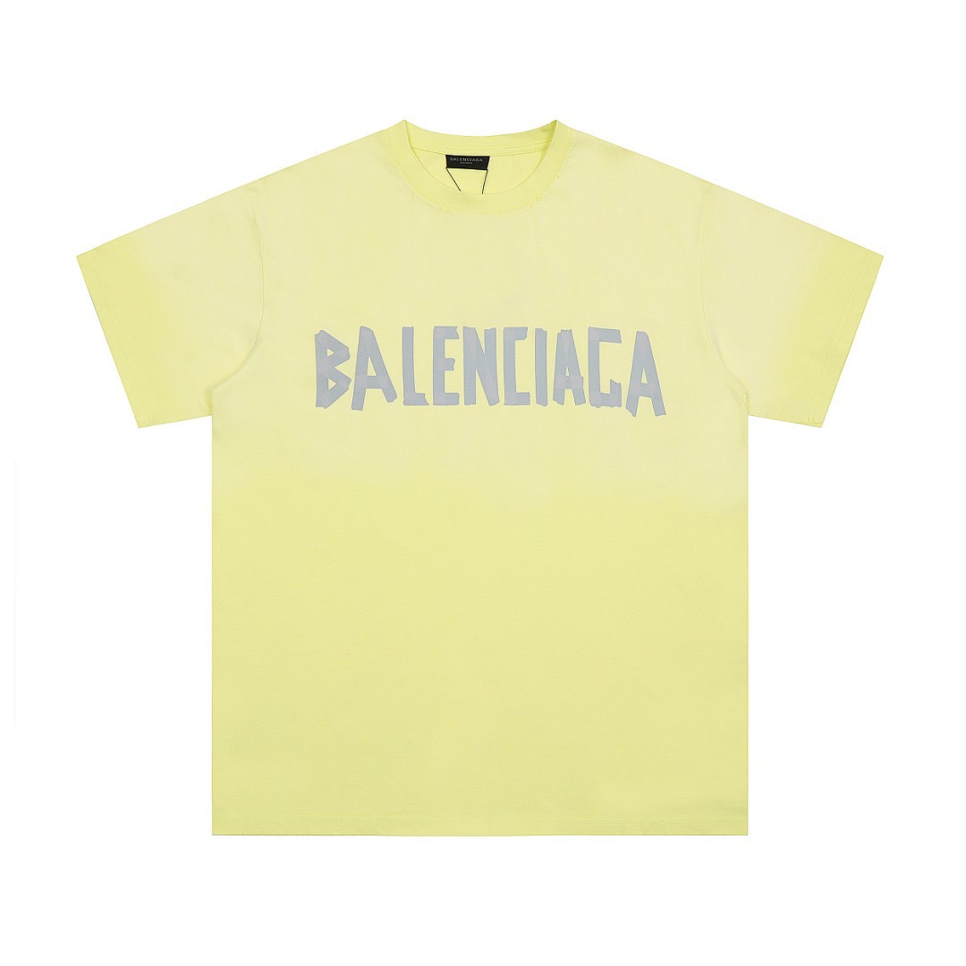 Balenciaga T-Shirt Style 646 main view