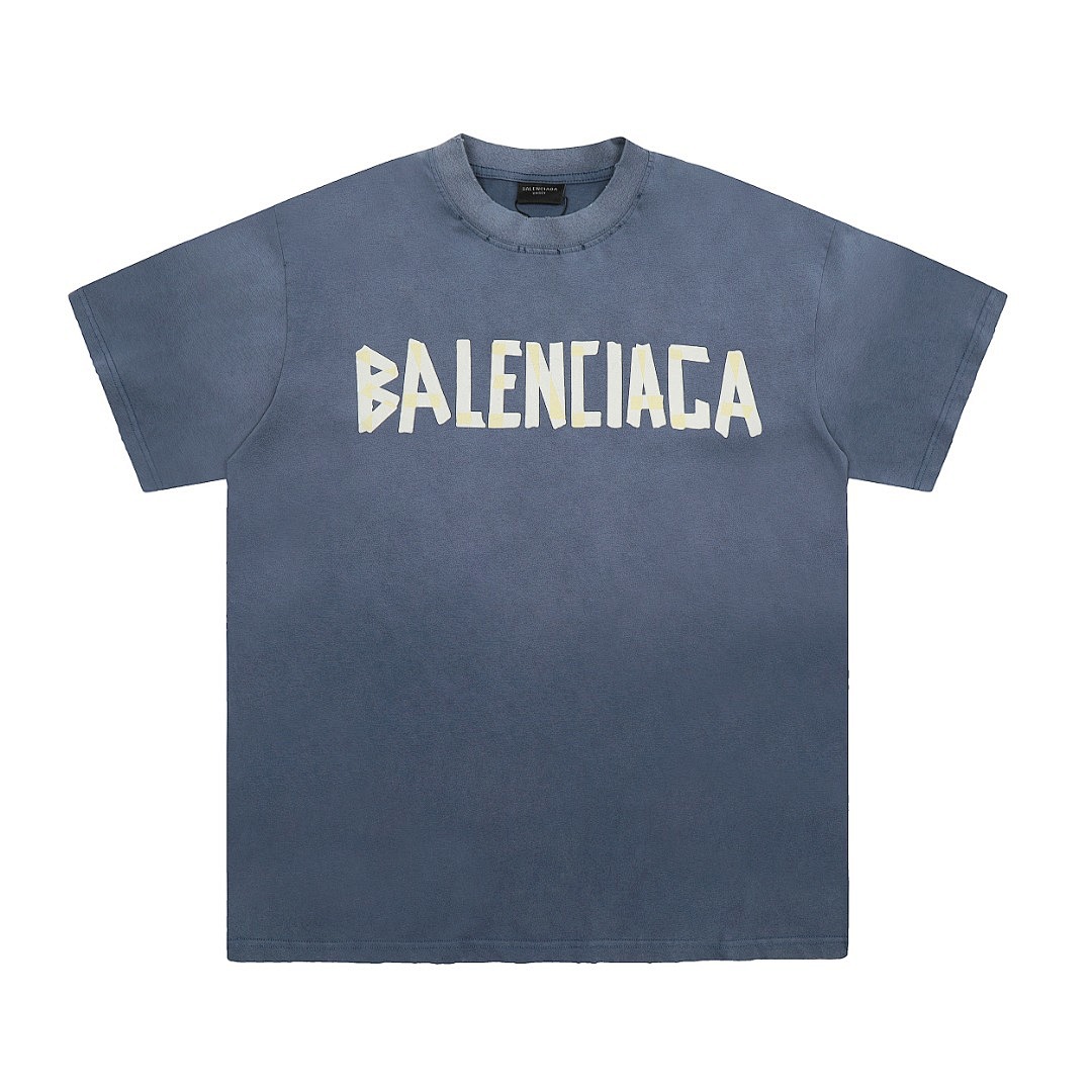 Balenciaga T-Shirt Style 648 detail view 1