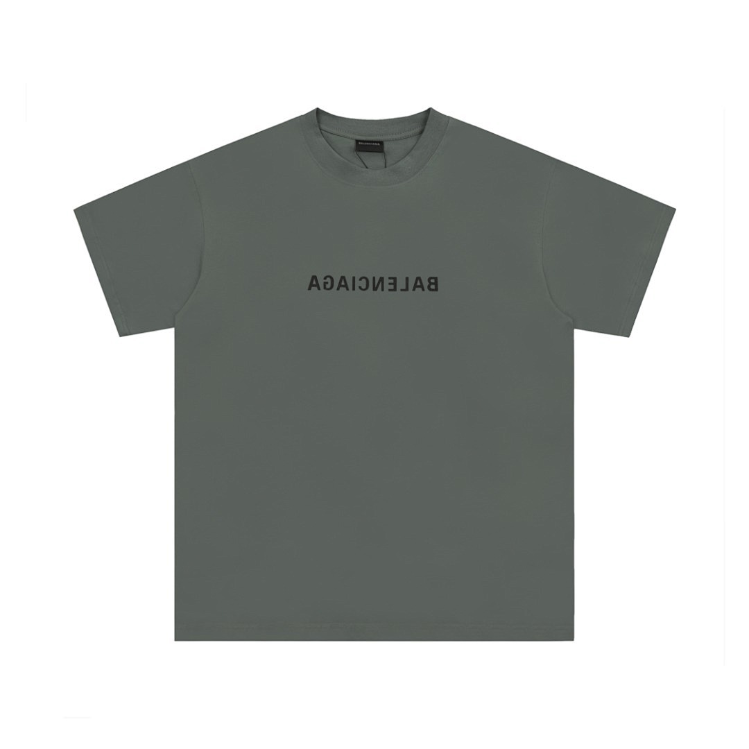 Balenciaga T-Shirt Style 661 main view