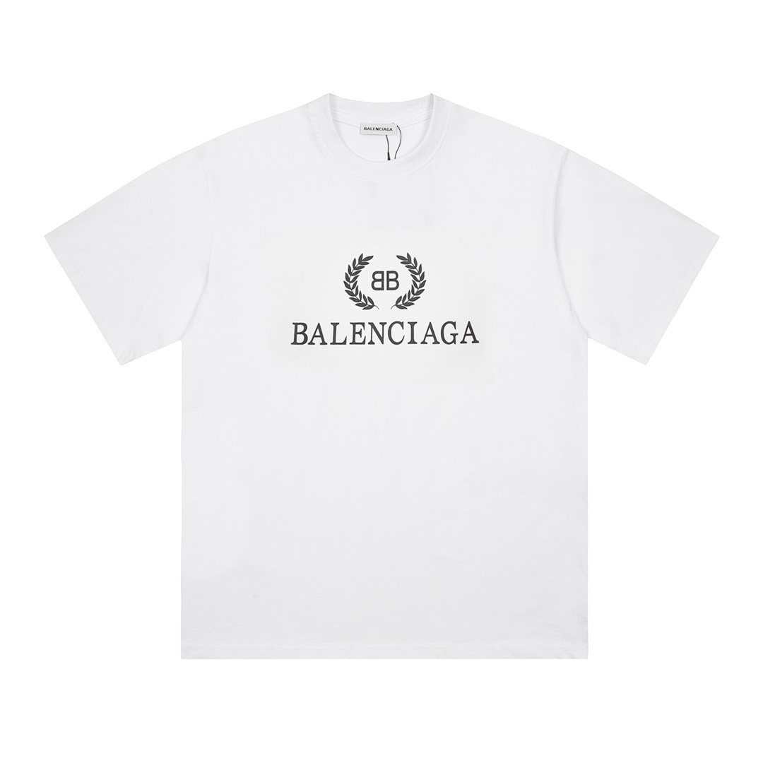Balenciaga T-Shirt Style 676 main view