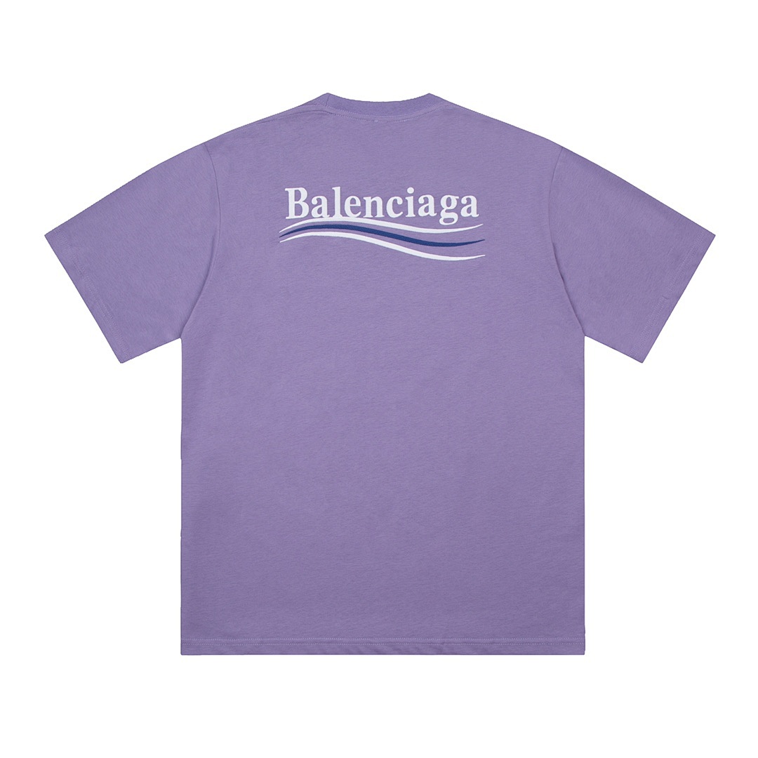 Balenciaga T-Shirt Style 687 main view