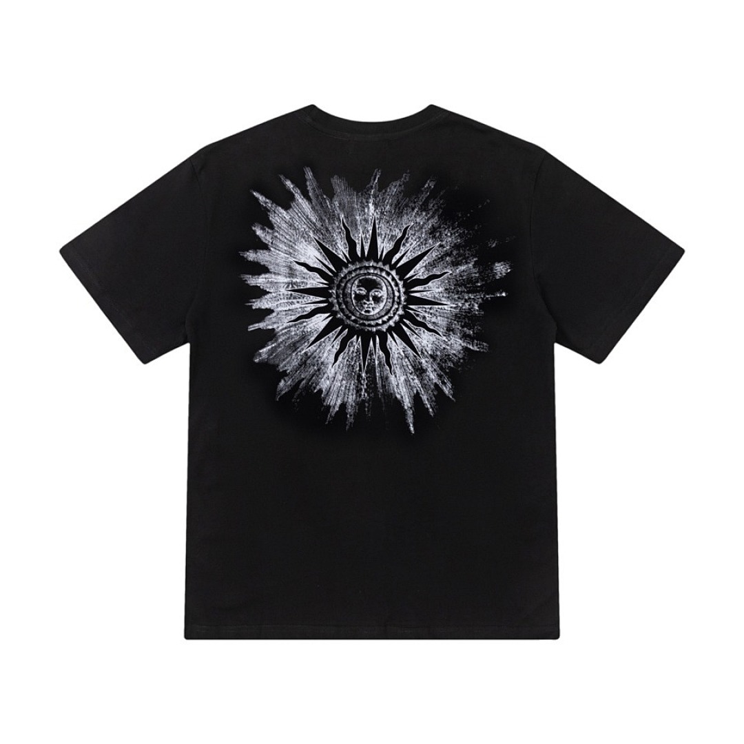 Amiri T-Shirt Style 125 detail view 1