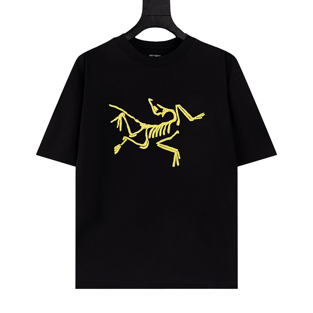 Arc'teryx T-Shirt Style 052 detail view 1