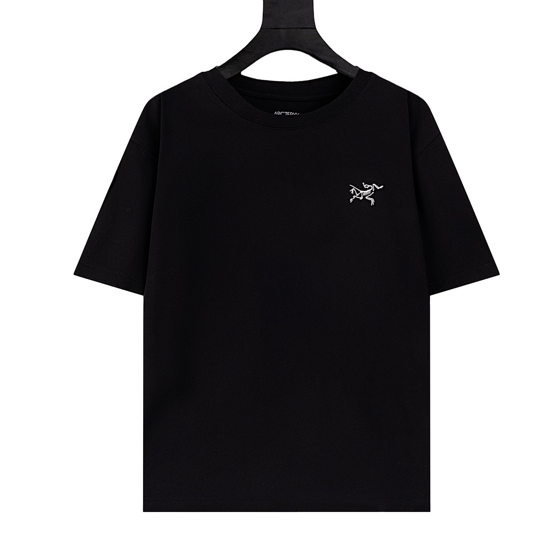 Arc'teryx T-Shirt Style 060 detail view 1