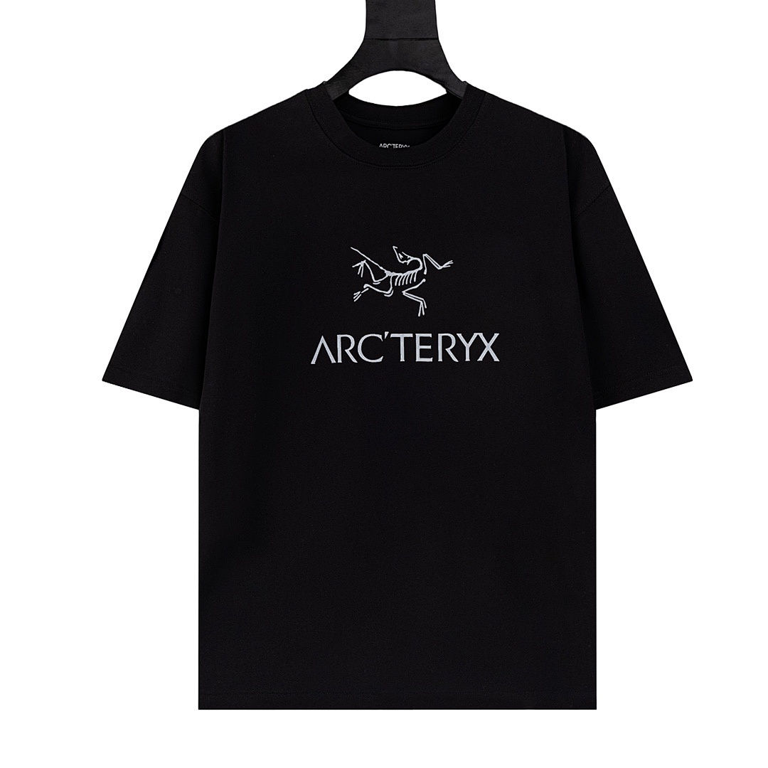 Arc'teryx T-Shirt Style 068 detail view 1