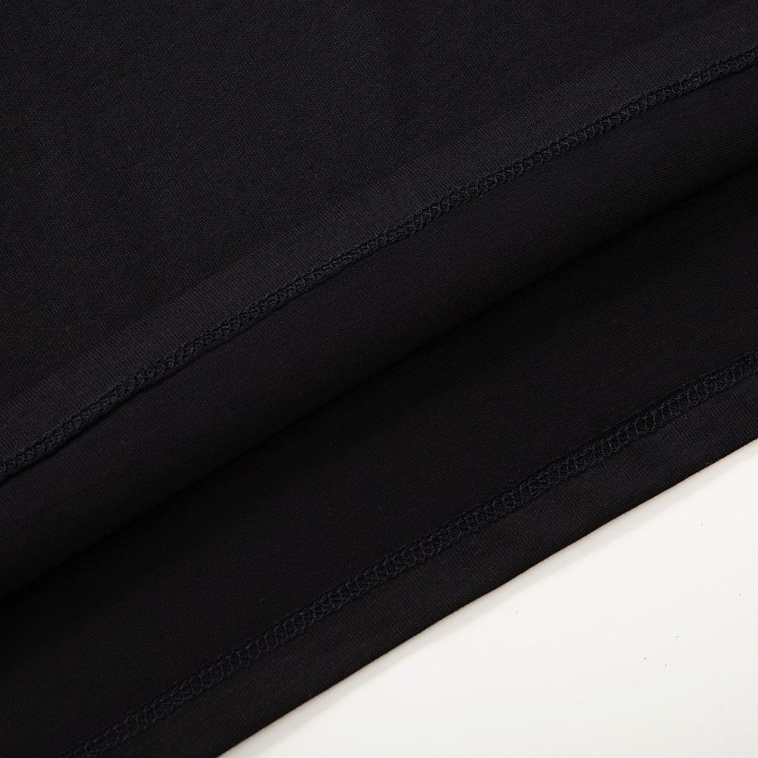 Rhude T-Shirt Style 120 detail view 3