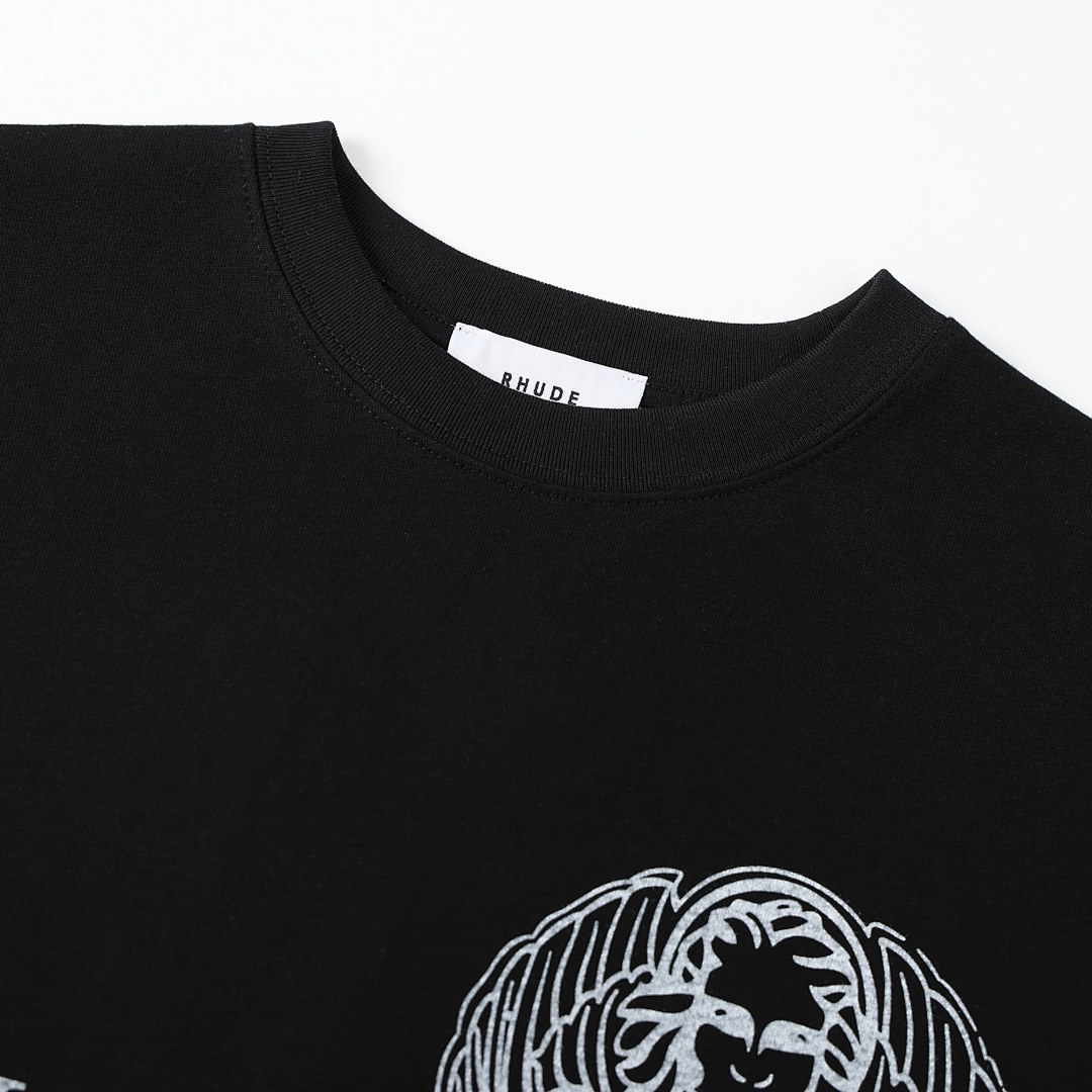 Rhude T-Shirt Style 135 detail view 2